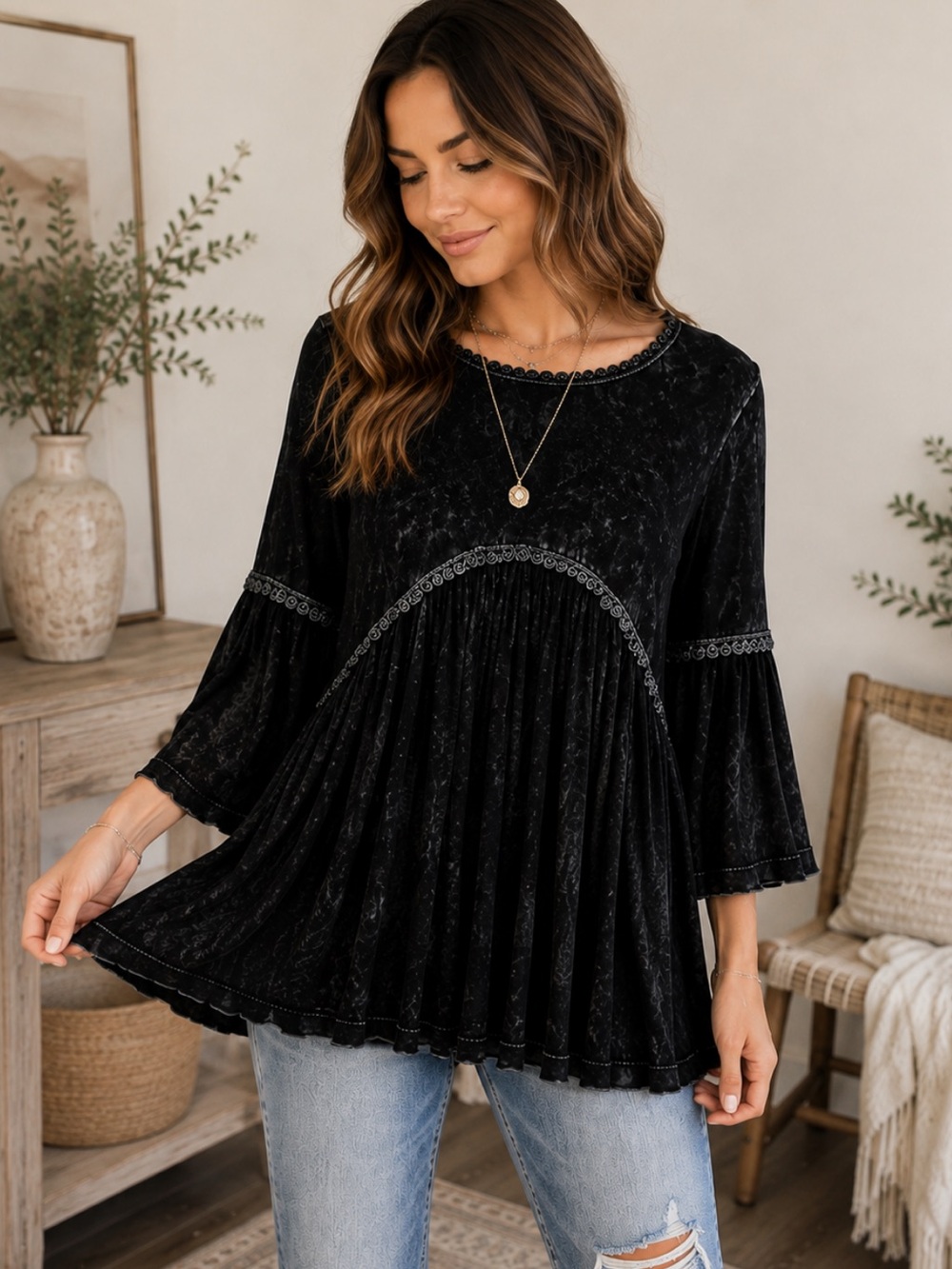 Easel Black Boho Scoop Neck Long Sleeve Top